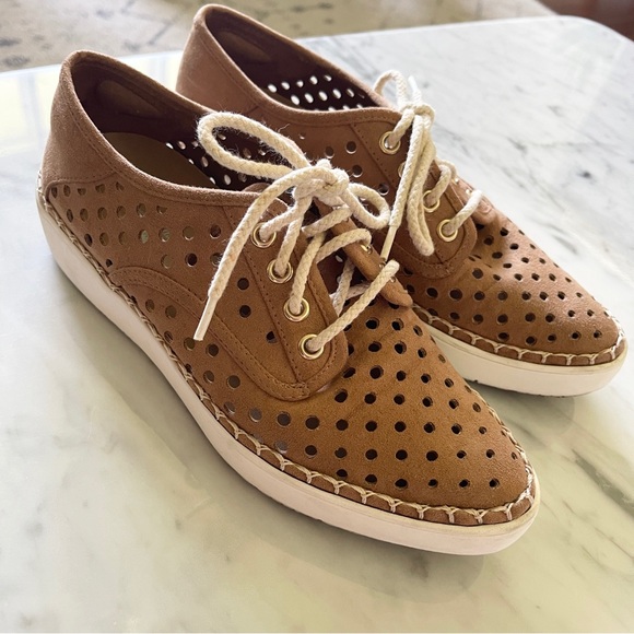 Dr. Scholl’s Sneakers Perforated in Tan size 7 - Picture 1 of 7